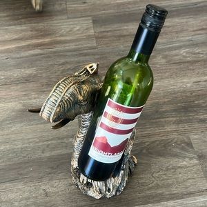 Elephant wine bottle holder